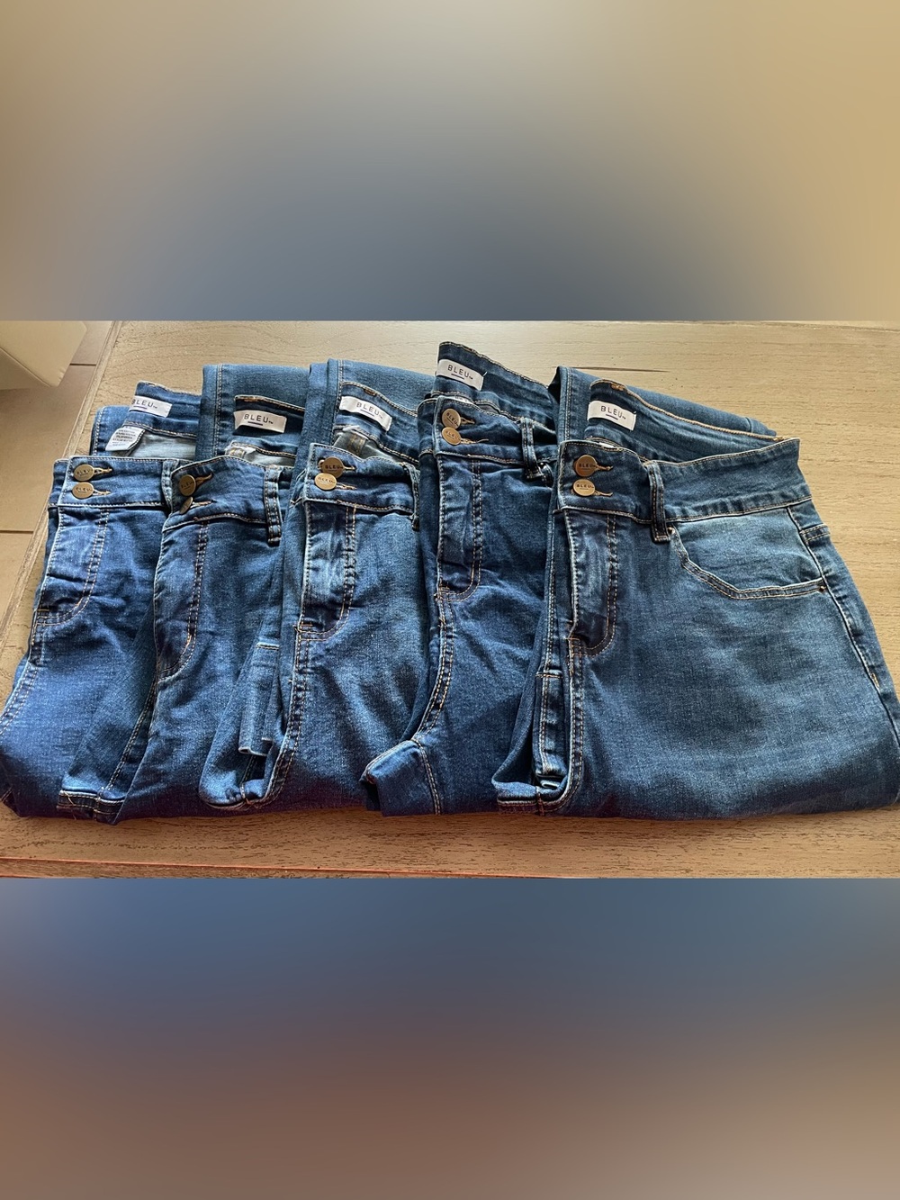 5 pairs Women’s Blue Denim Jeans - size 16 w